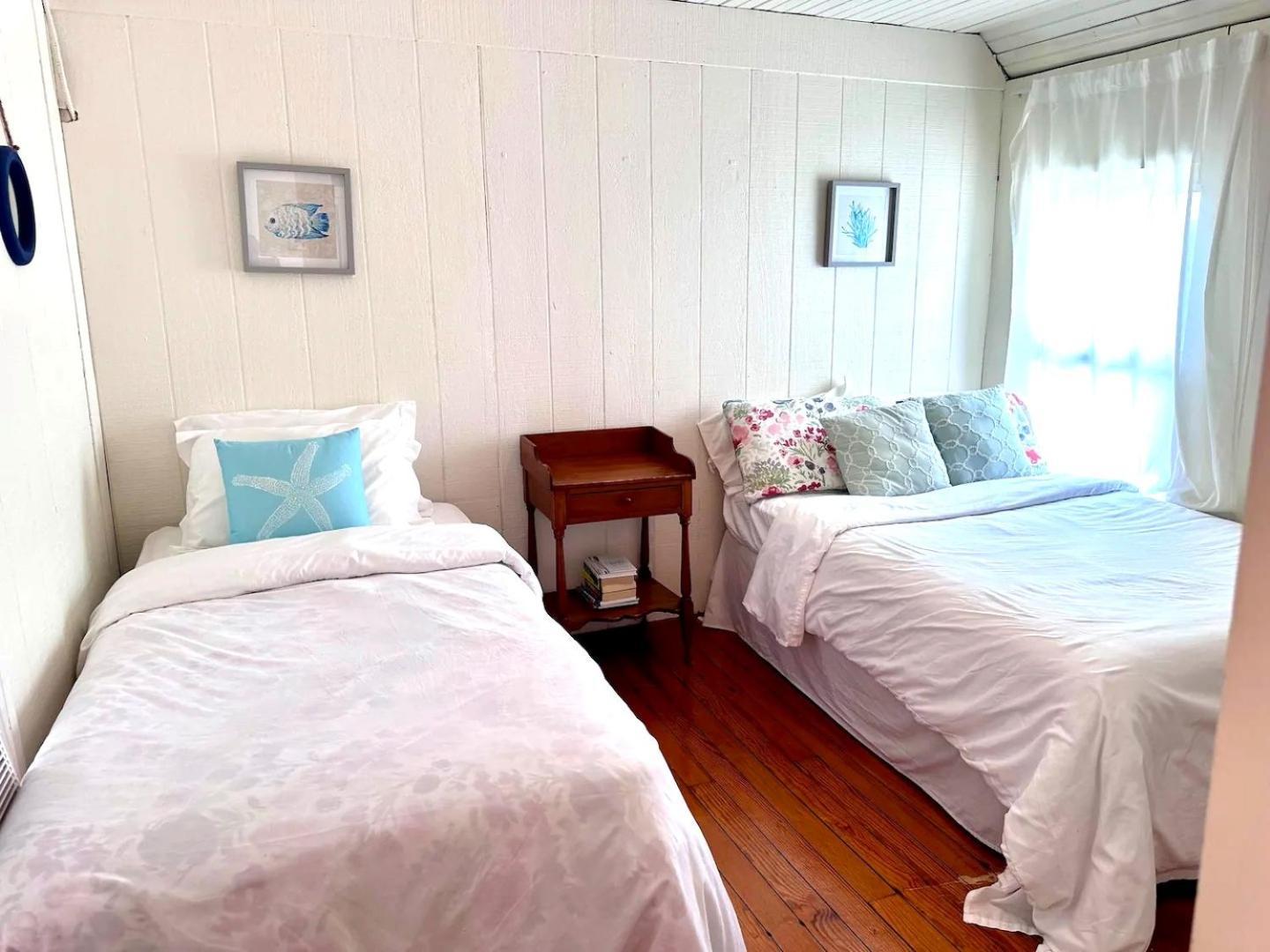 Cozy Beach - Direct Waterfront! East Haven Exterior foto